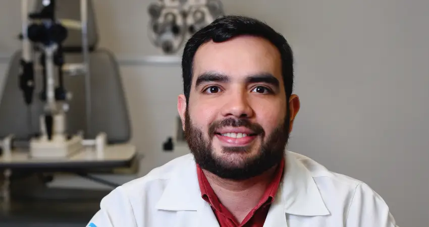 Dr. Renan Coelho Neves